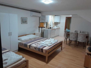 Goshevski Apartment